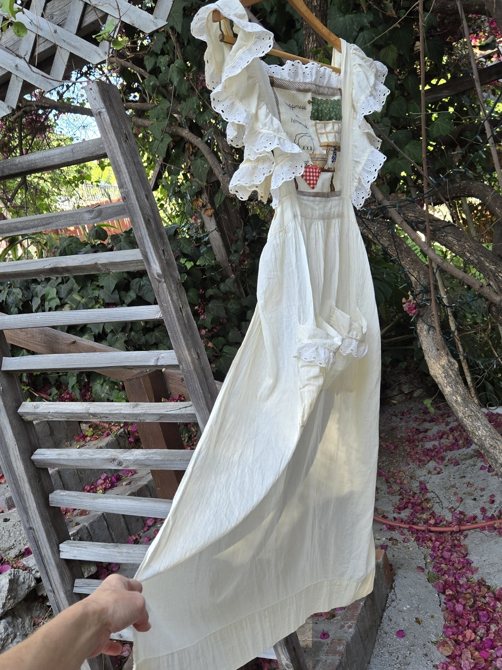 ❌️sold❌️Vintage Handmade Cream Eyelet Ruffle Apron Dress with Cross-Stitch Panel - Picture 6 of 13